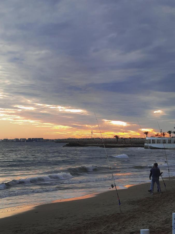 Прекрасная Студия В Двух Минутах От Пляжа Torrevieja Esterno foto